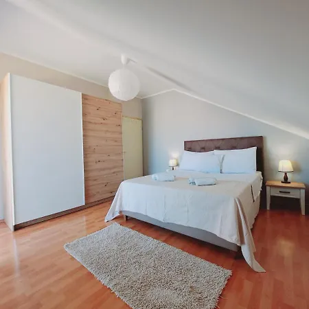Apartment Apartman Marta Vodice