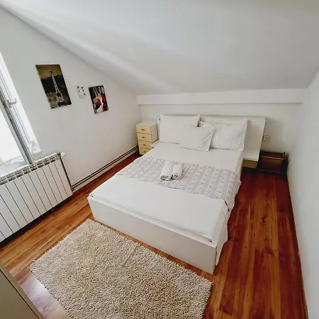 Apartman Marta *